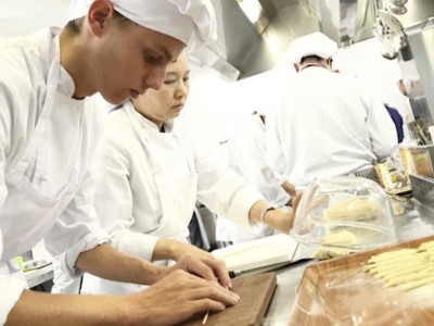 From the Philippines to Italy: A Dream Served on a Plate ???